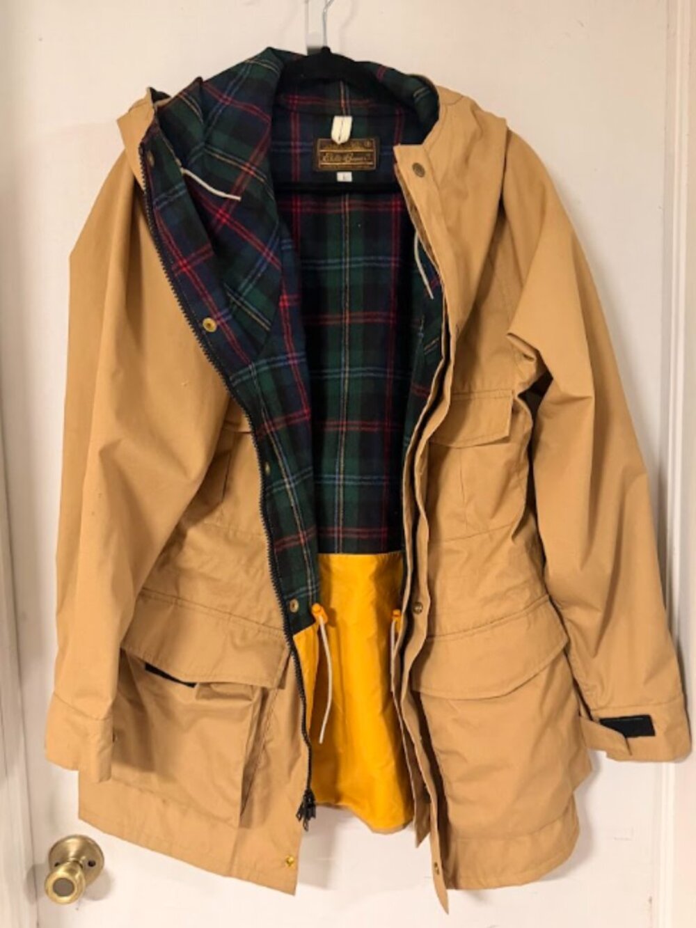 Vintage Eddie Bauer Flannel Lined Hooded Mountain Parka Jacket Tan - Size Large